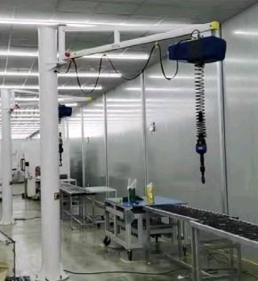 Консольный поворотный кран  в Екатеринбурге