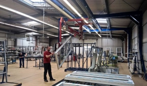 Подвесной пневматический манипулятор в Екатеринбурге